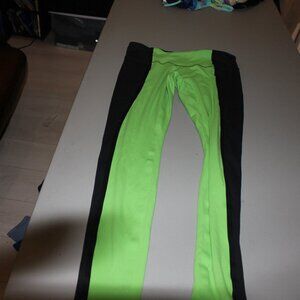 Green & Black Lululemon Leggings Size 8